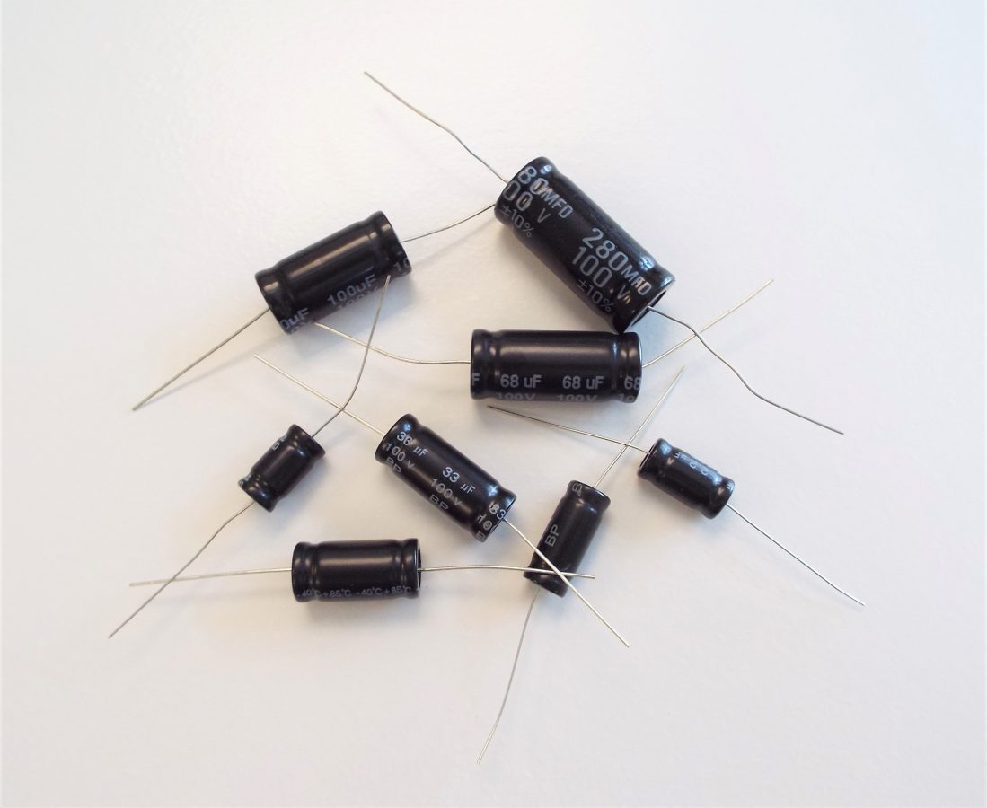Economy 100 Volt Electrolytic Capacitors